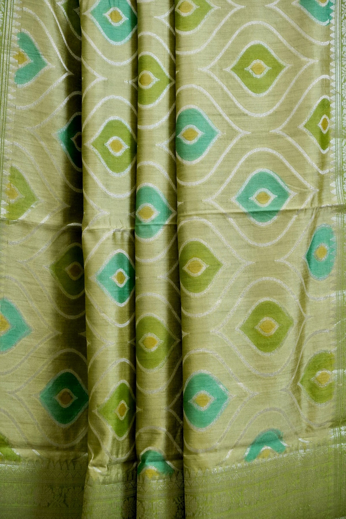 Handwoven Pista Green Rangkaat Pure Banarasi Muga Silk Saree
