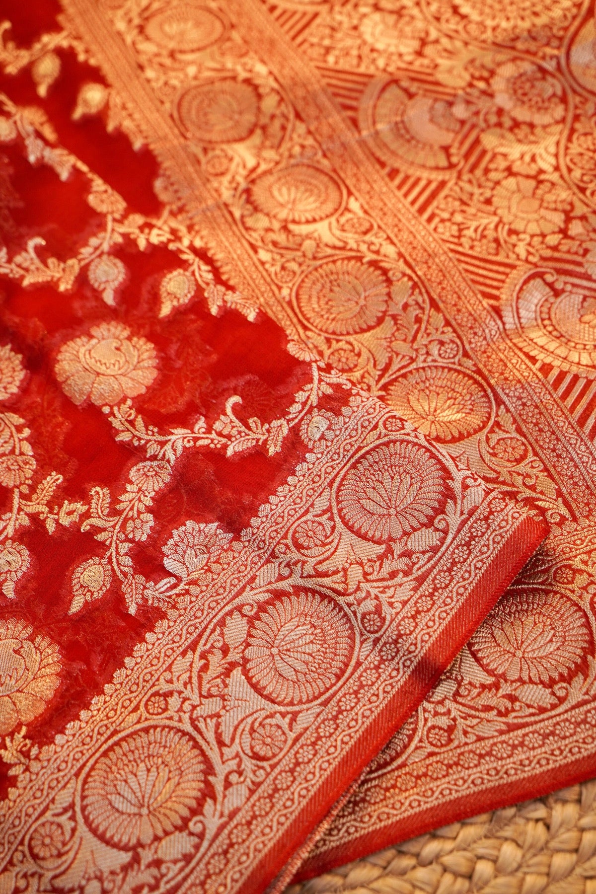 Scarlet Red Banarasi Georgette Silk Saree