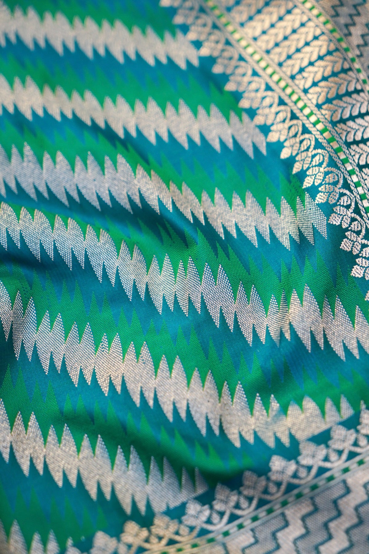 Peacock Blue Rangkaat Banarasi Mashru Silk Saree