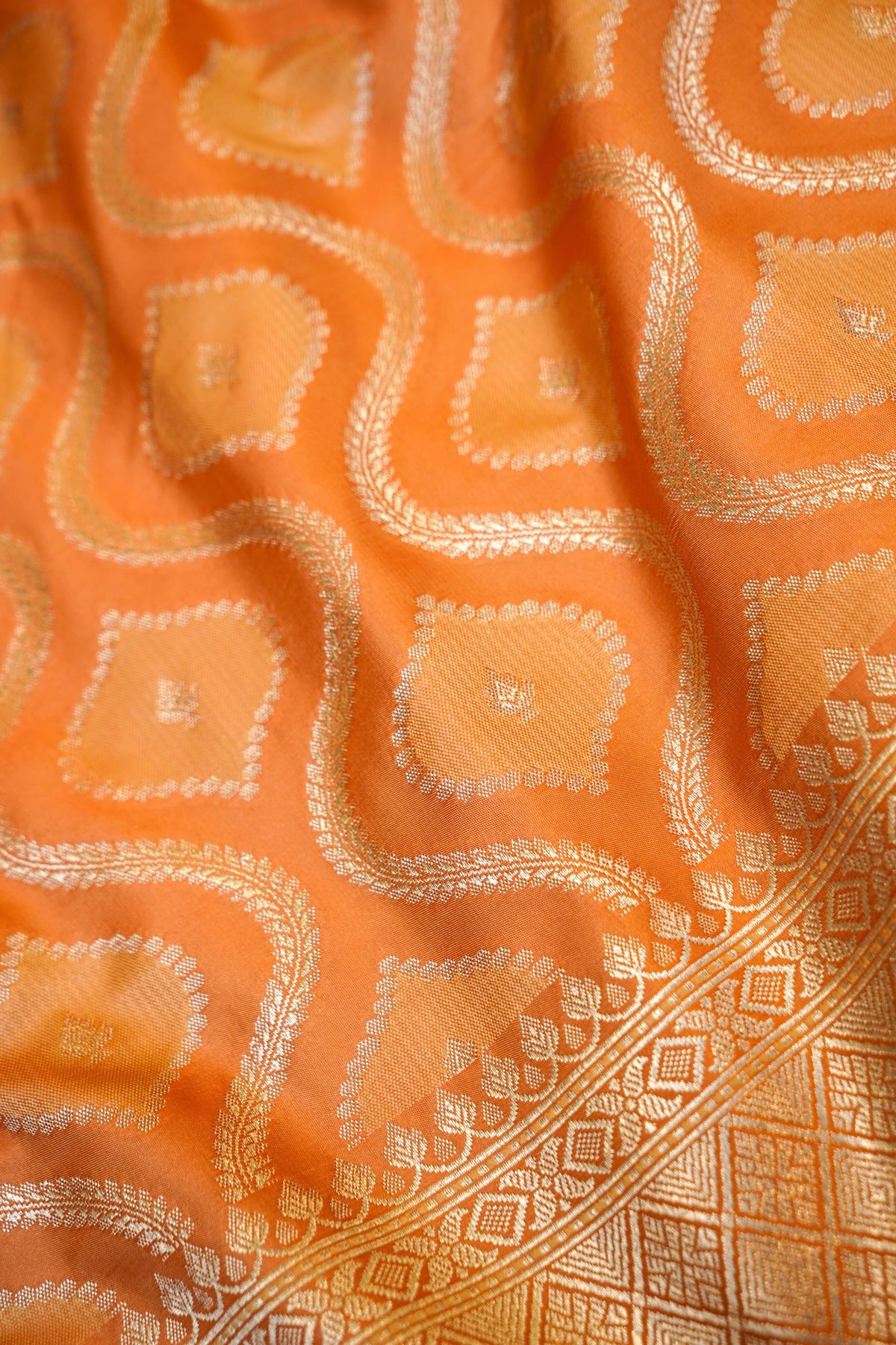 Peach Rangkaat Mashru Silk Saree