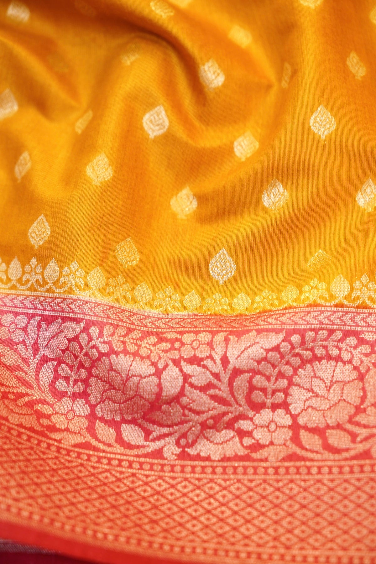 Yellow-Pink Banarasi Soft Chiniya Silk Saree
