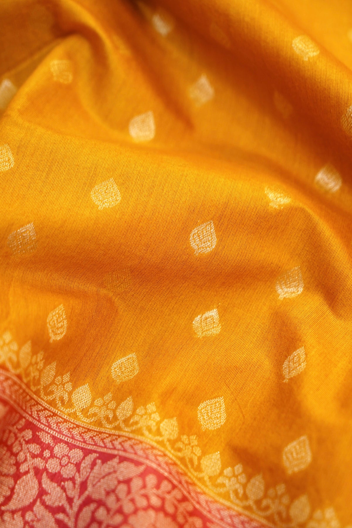 Yellow-Pink Banarasi Soft Chiniya Silk Saree