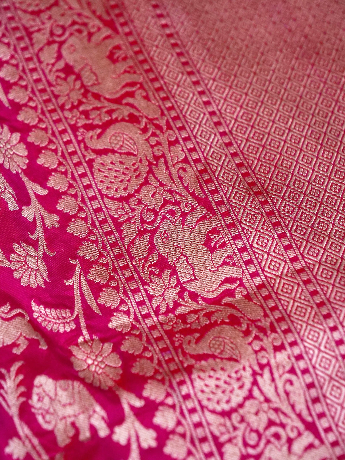 Handwoven Rani Pink Shikargah Pure Banarasi Katan Silk Saree