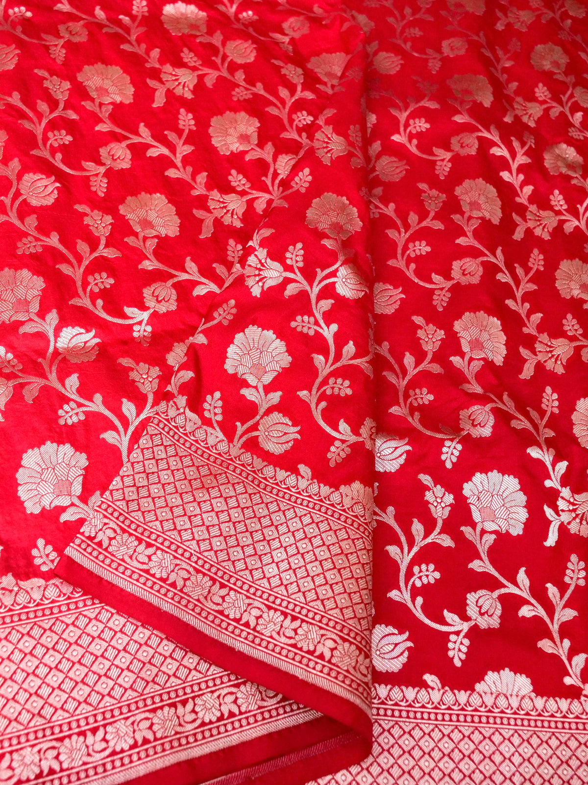 Handwoven Red Jaal Pure Banarasi Katan Silk Saree